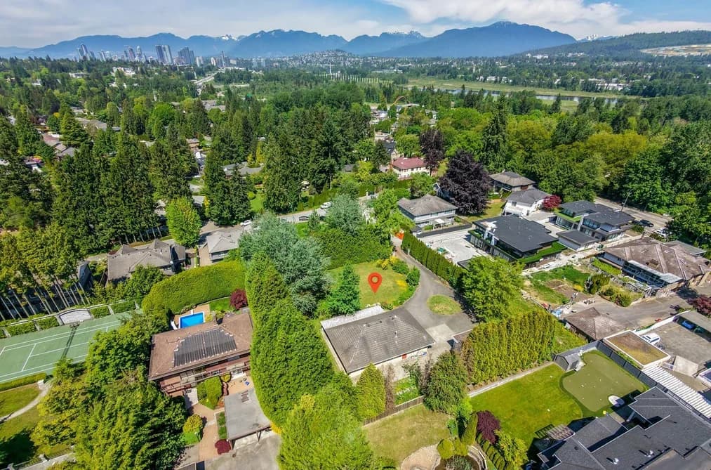 7668 WHEATER COURT, Burnaby, BC — Residential for Sale - Photo 2