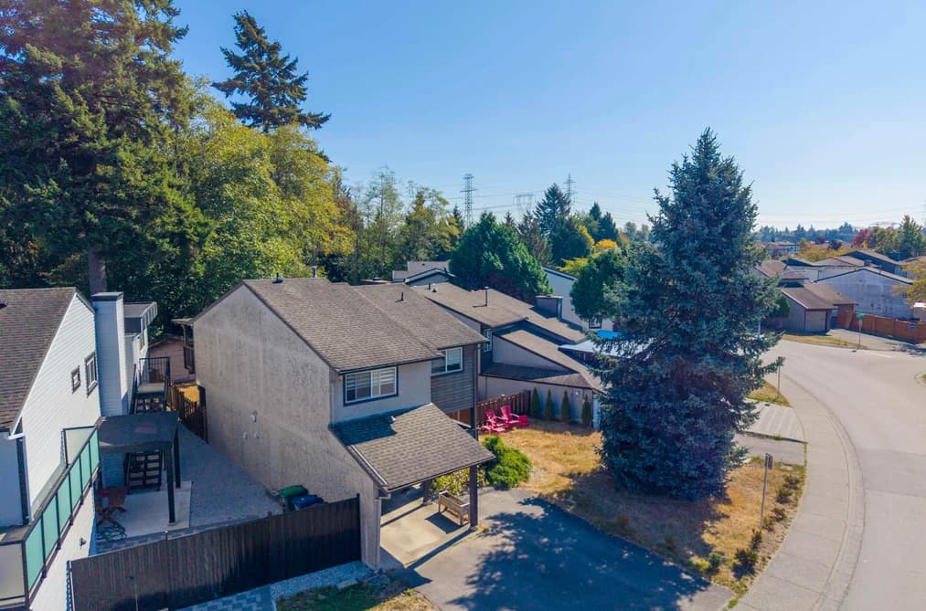 7674 125 STREET, Surrey, BC — Residential for Sale - Photo 2