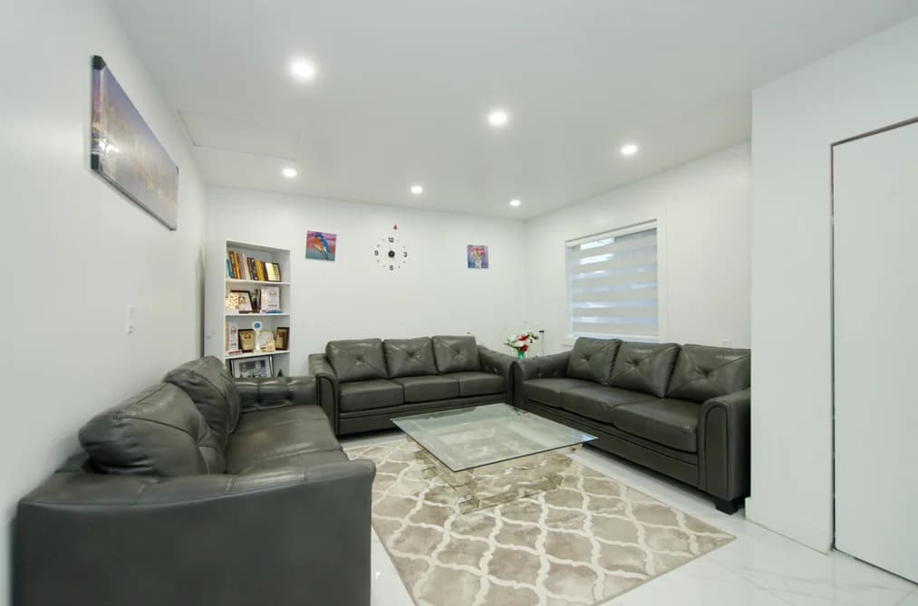 7681 125 STREET, Surrey, BC — Residential for Sale - Photo 2