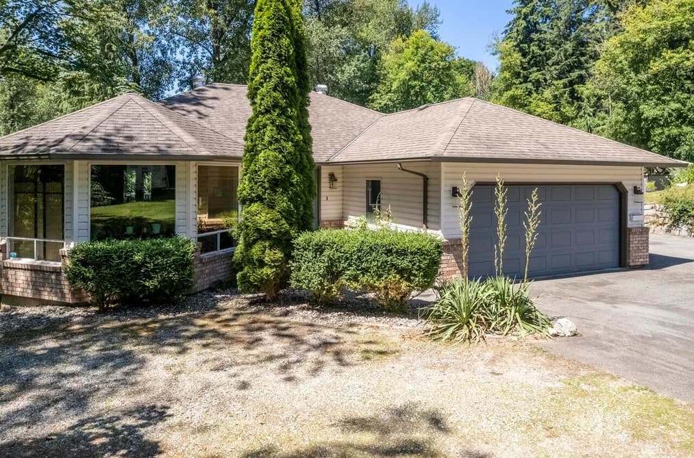 7681 HORNE STREET, Mission, BC — Residential for Sale - Photo 2