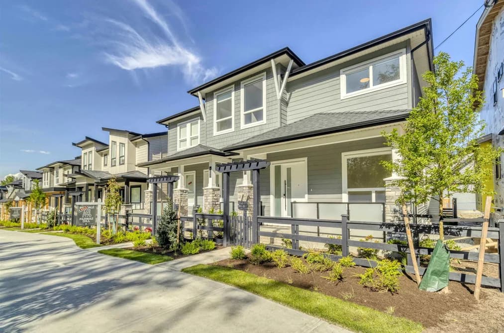 7686 196 STREET, Langley, BC — Residential for Sale - Photo 2