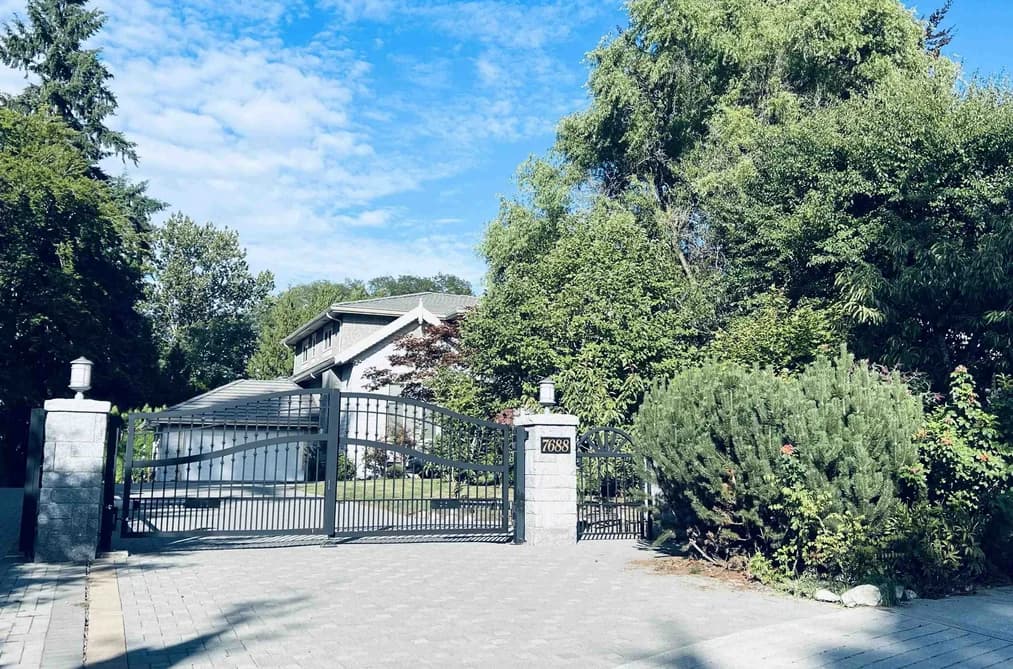 7688 WHEATER COURT, Burnaby, BC — Residential for Sale - Main Photo