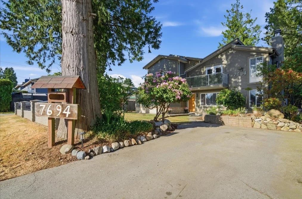 7694 BULLER AVENUE, Burnaby, BC — Residential for Sale - Main Photo