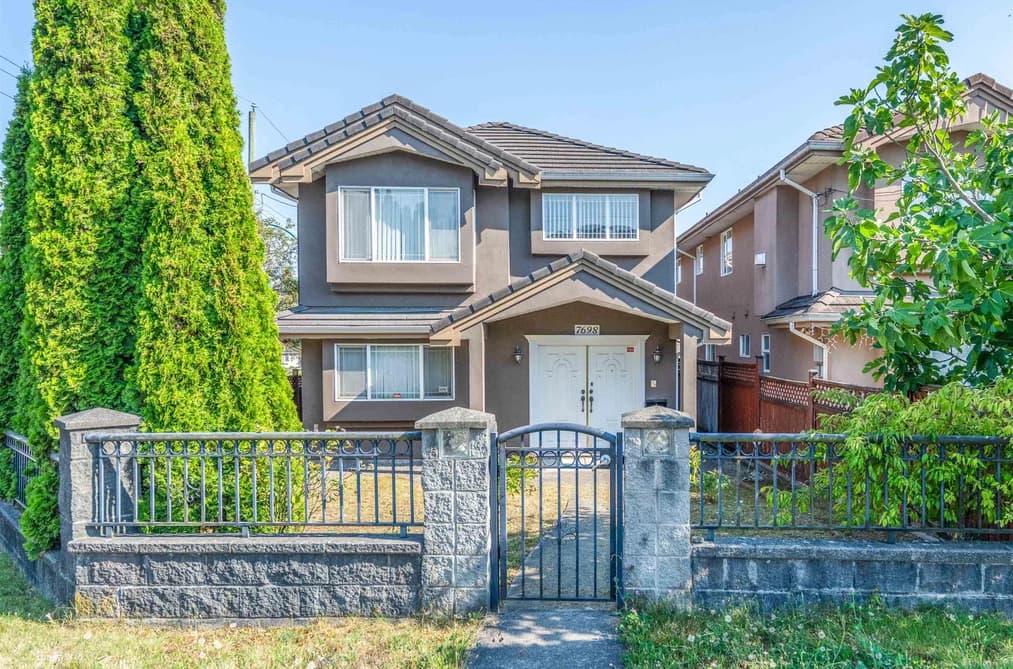 7698 14TH AVENUE, Burnaby, BC — Residential for Sale - Main Photo