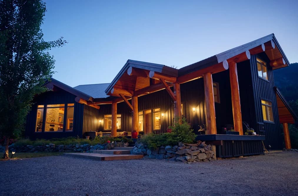 7703 PEMBERTON PORTAGE ROAD, Pemberton, BC — Residential for Sale - Main Photo