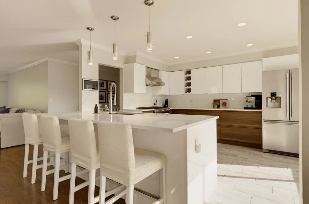 773 E 12TH STREET, North Vancouver, BC — Residential for Sale - Photo 2