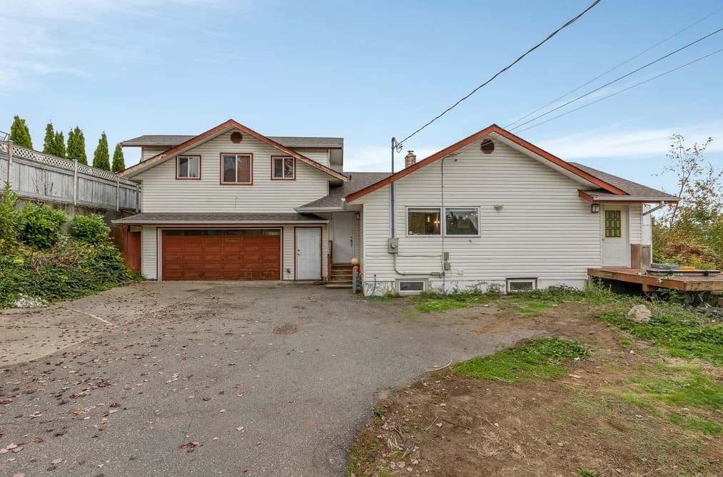7730 Horne Street, Mission, BC - House for Sale - Photo 2 of 40 7730 Horne Street, Mission, BC - House for Sale - Photo 2 of 40