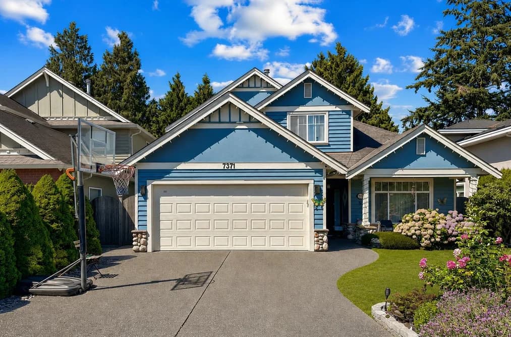 7371 LINDSAY ROAD, Richmond, BC — Residential for Sale - Photo 2