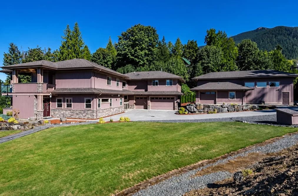 7775 NIXON ROAD, Chilliwack, BC — Residential for Sale - Photo 2