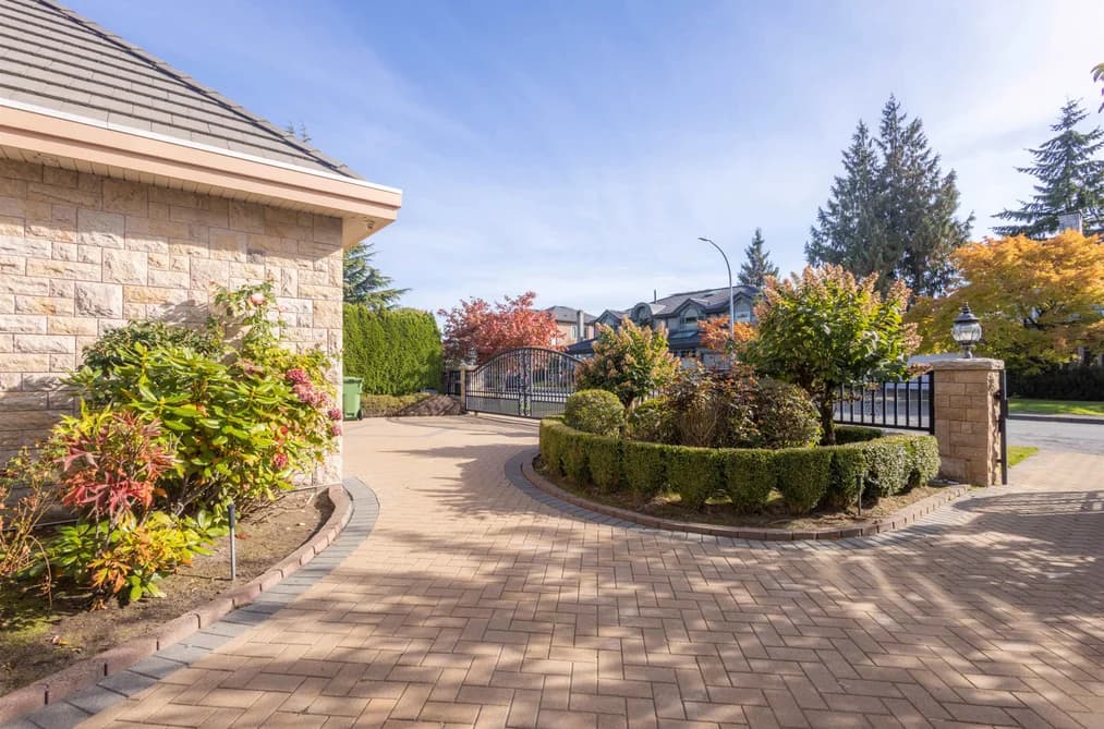 7791 SUNNYMEDE CRESCENT, Richmond, BC — Residential for Sale - Photo 2