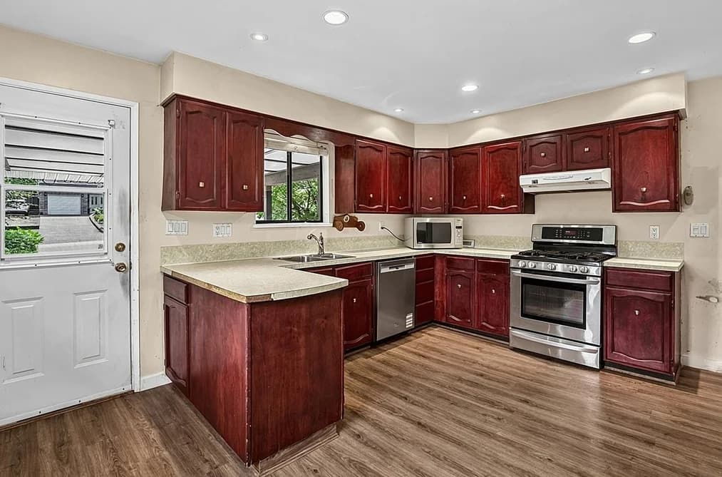 7795 7793 ALLMAN STREET, Burnaby, BC — Residential for Sale - Photo 2