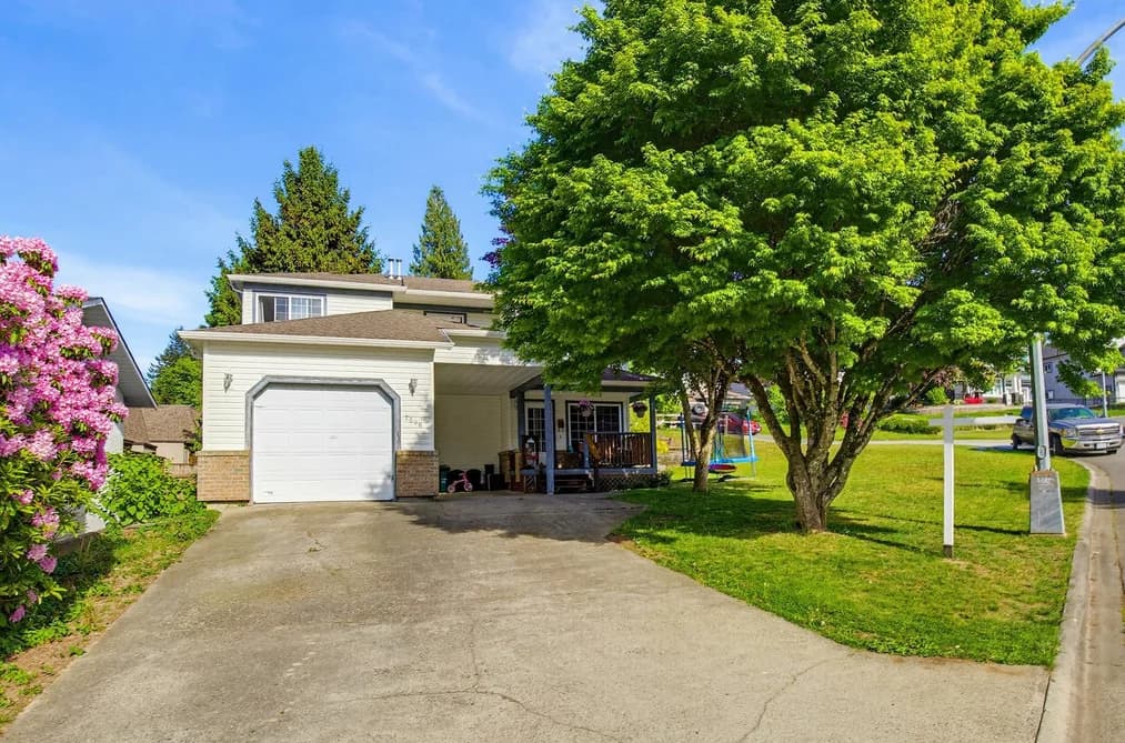 7800 DEERFIELD STREET, Mission, BC — Residential for Sale - Main Photo
