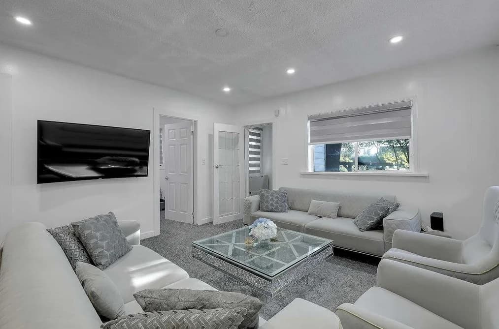 7822 WILLARD STREET, Burnaby, BC — Residential for Sale - Photo 2