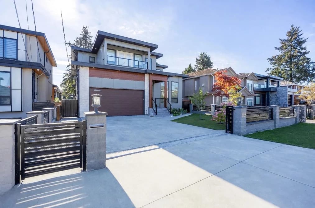 7830 16TH AVENUE, Burnaby, BC — Residential for Sale - Photo 2