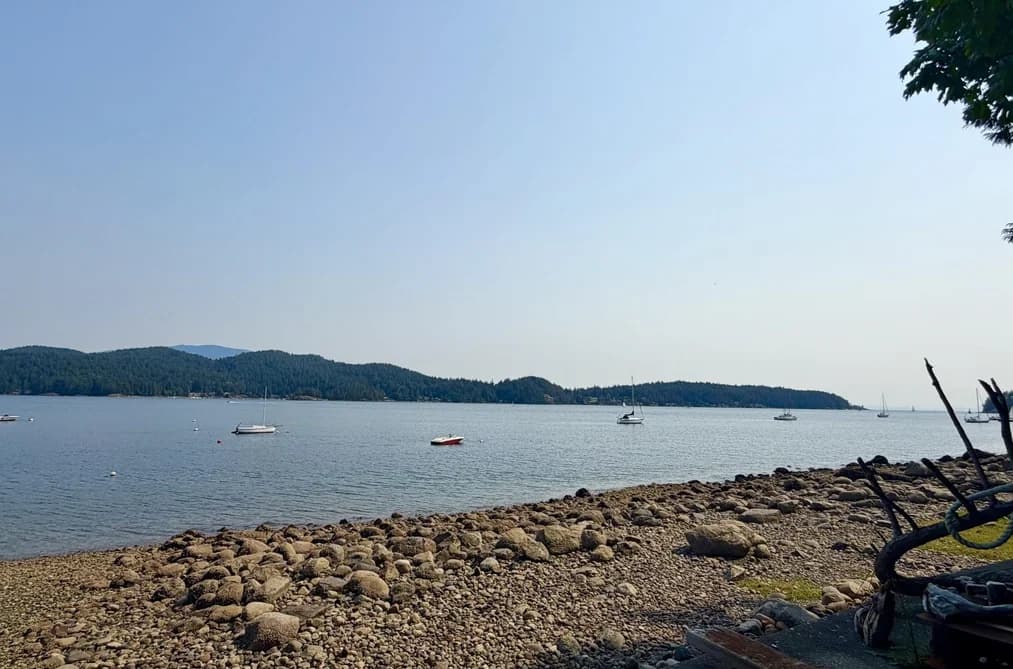 784 MARINE DRIVE, Gibsons, BC — Residential for Sale - Photo 2