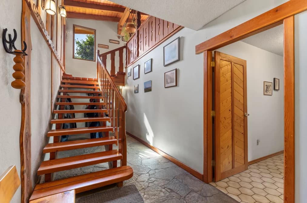 7869 PEMBERTON MEADOWS ROAD, Pemberton, BC — Residential for Sale - Photo 2