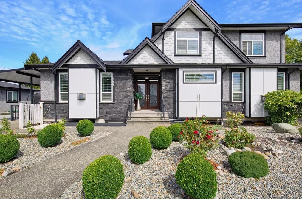 7888 COQUITLAM STREET, Burnaby, BC — Residential for Sale - Photo 2