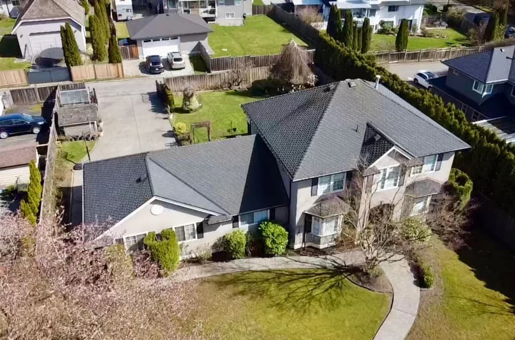 7930 144 STREET, Surrey, BC — Residential for Sale - Photo 2