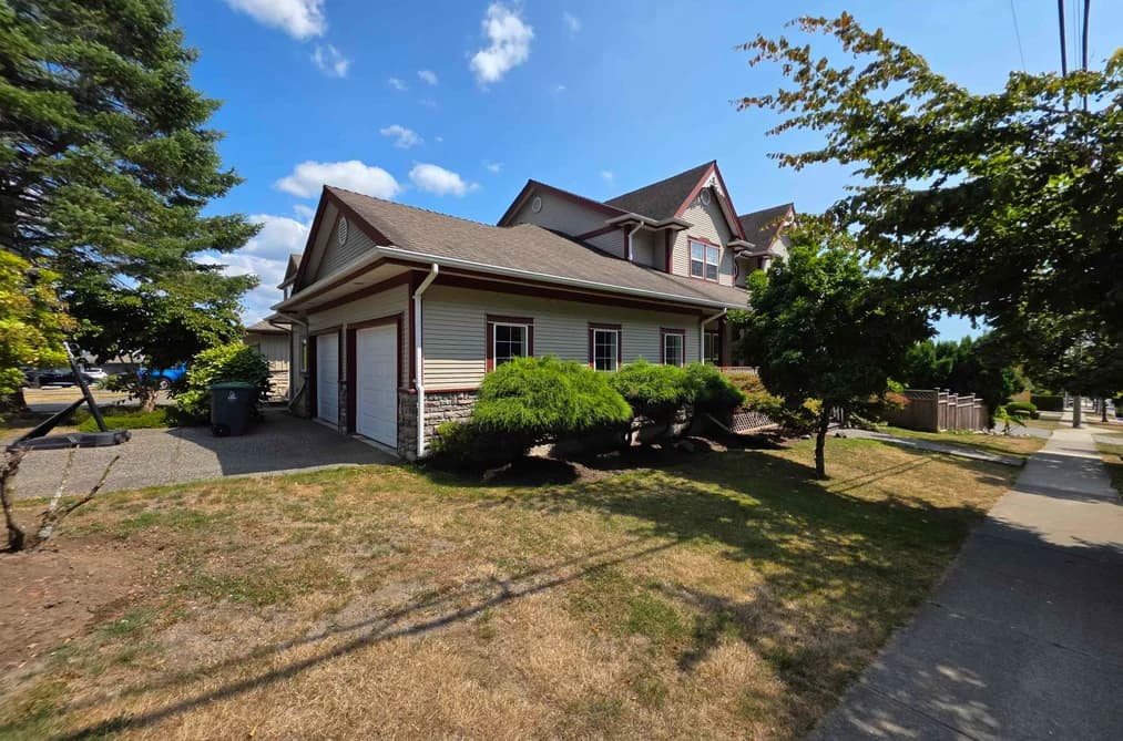 7948 160TH STREET, Surrey, BC — Residential for Sale - Photo 2