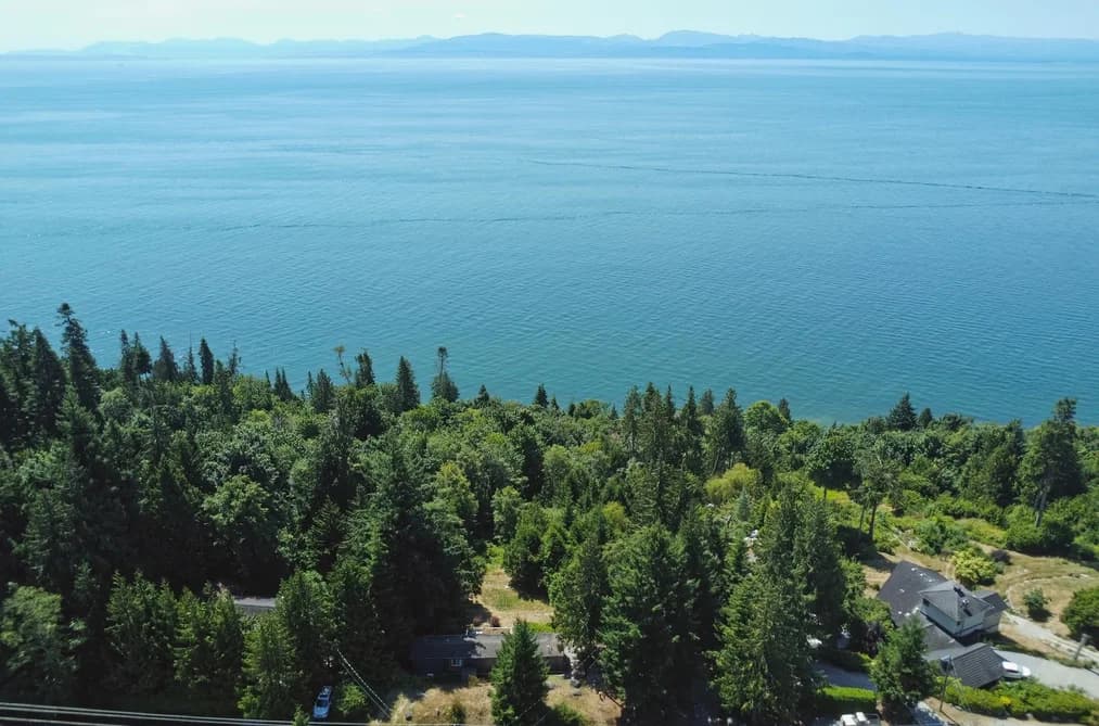 7949 REDROOFFS ROAD, Halfmoon Bay, BC — Residential for Sale - Main Photo