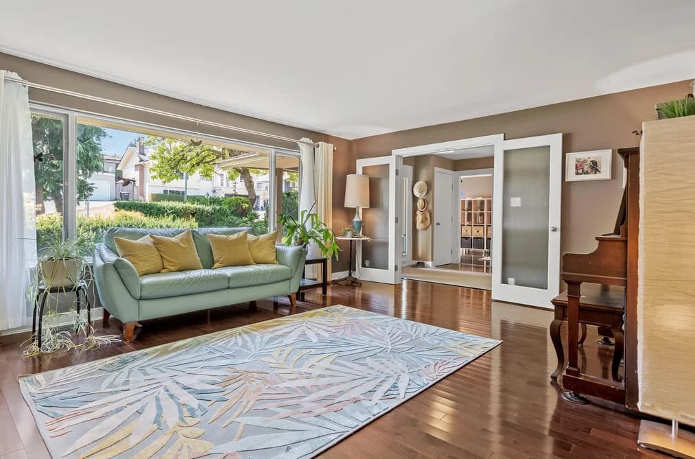 7965 BURNFIELD CRESCENT, Burnaby, BC — Residential for Sale - Photo 2