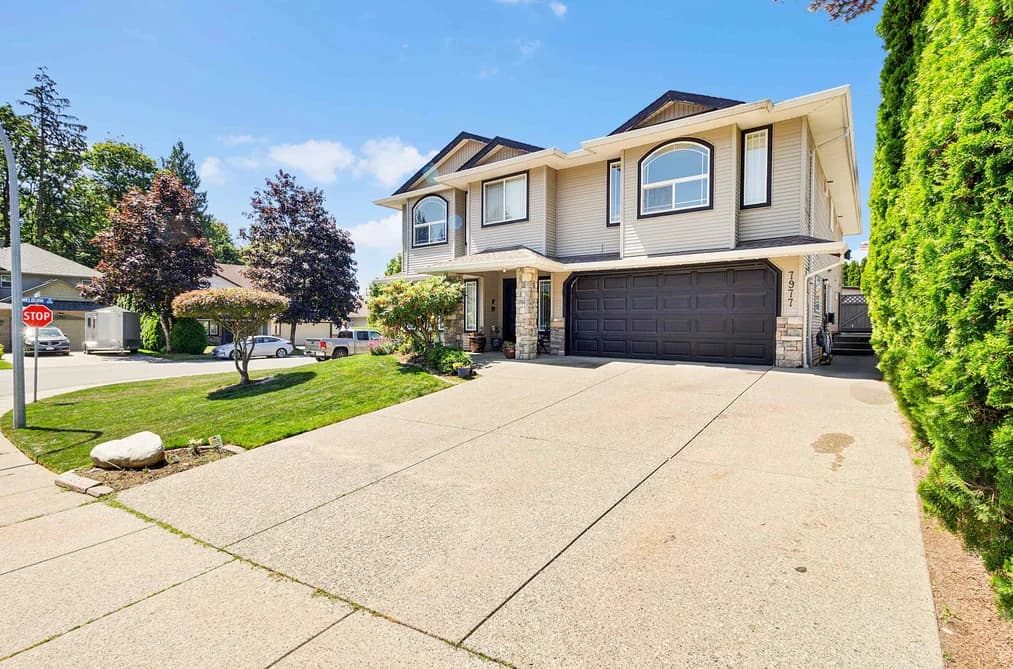 7977 D'HERBOMEZ DRIVE, Mission, BC — Residential for Sale - Photo 2