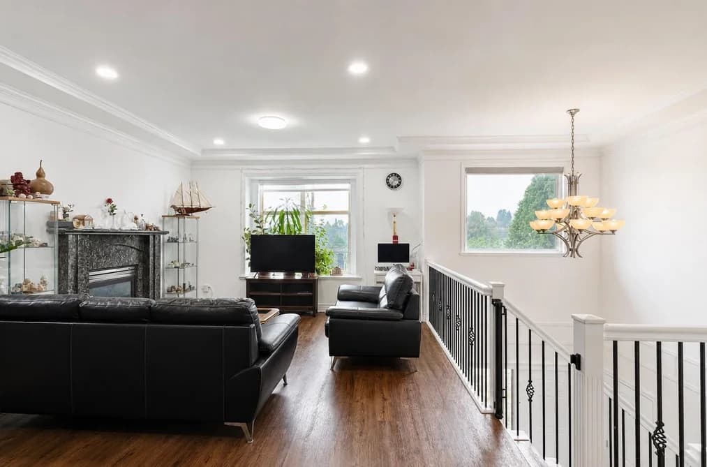 7979 11TH AVENUE, Burnaby, BC — Residential for Sale - Photo 2