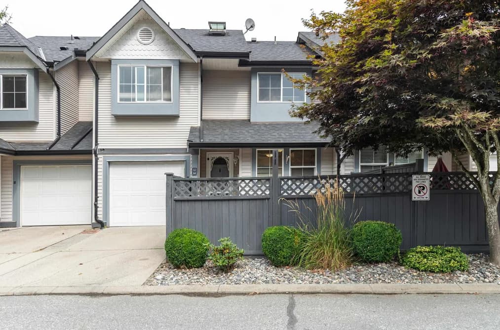 8 21015 118 AVENUE, Maple Ridge, BC — Residential for Sale - Main Photo