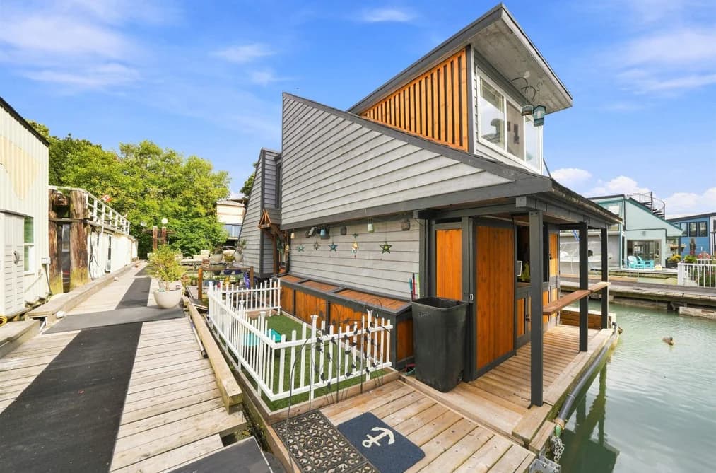 8 23000 DYKE ROAD, Richmond, BC — Residential for Sale - Photo 2