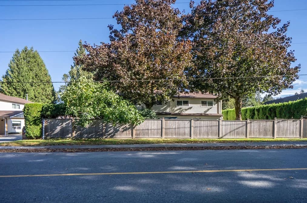 8 4840 207 STREET, Langley, BC — Residential for Sale - Photo 2