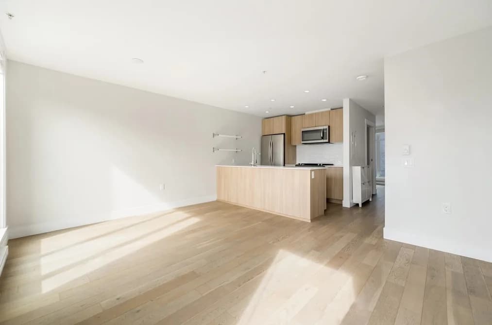 8 531 E 16TH AVENUE, Vancouver, BC — Residential for Sale - Photo 2