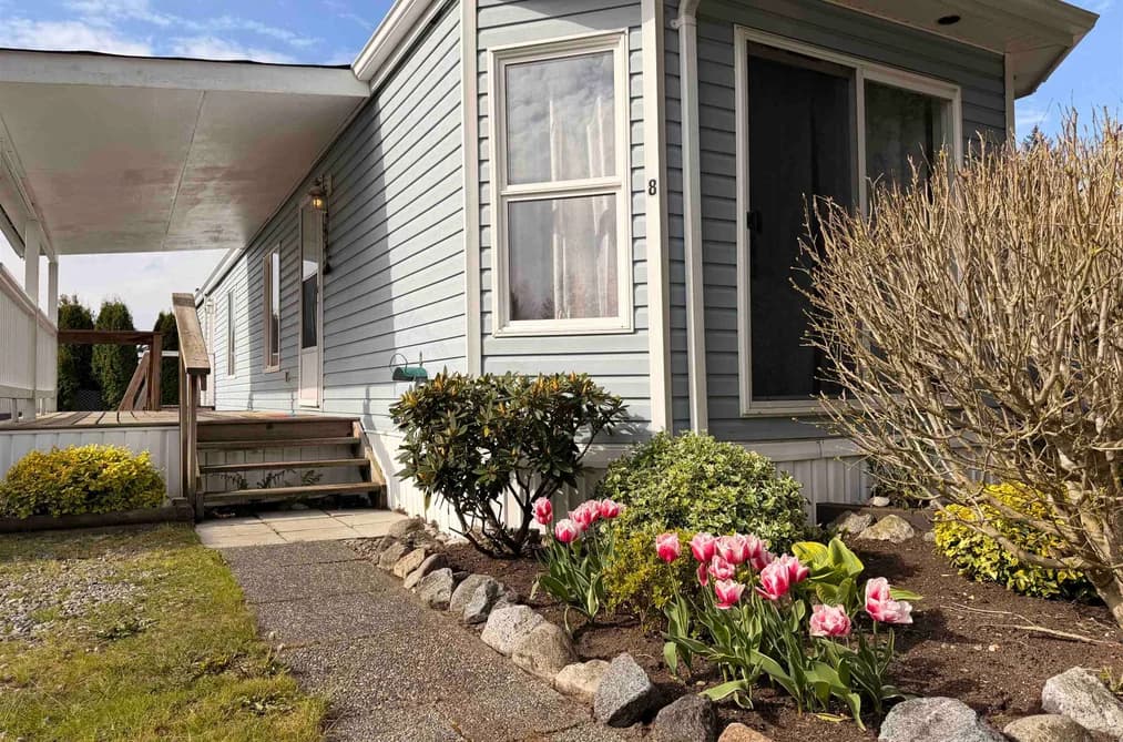 8 5575 MASON ROAD, Sechelt, BC — Residential for Sale - Main Photo
