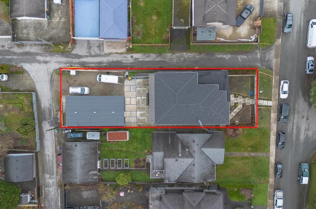 8007 BRADLEY AVENUE, Burnaby, BC — Residential for Sale - Photo 2