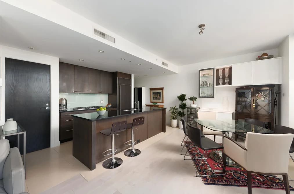 801 1455 HOWE STREET, Vancouver, BC — Residential for Sale - Photo 2