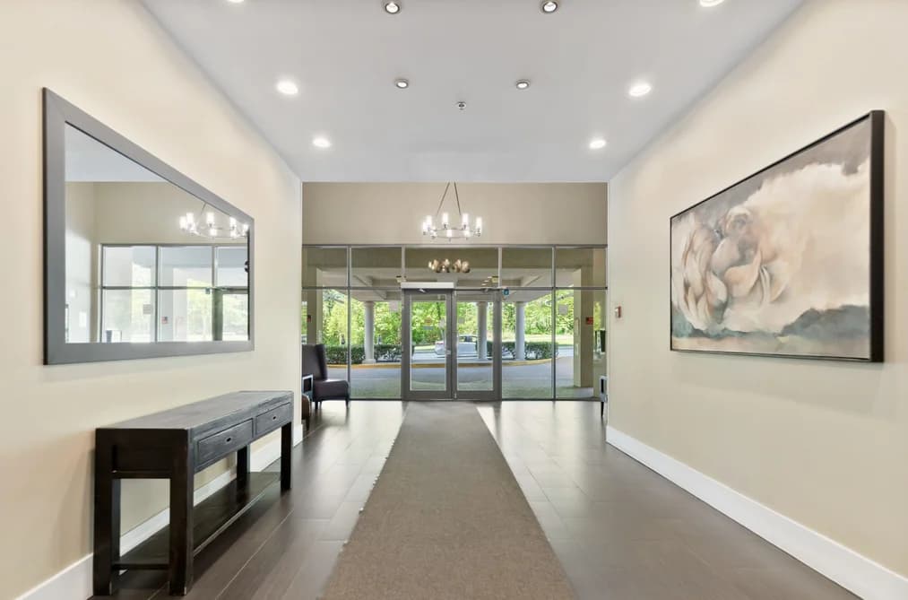 801 3070 GUILDFORD WAY, Coquitlam, BC — Residential for Sale - Photo 2