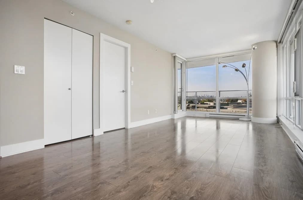 801 4189 HALIFAX STREET, Burnaby, BC — Residential for Sale - Photo 2