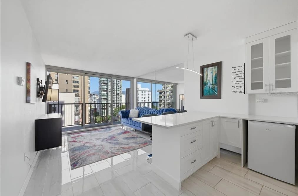 802 1251 CARDERO STREET, Vancouver, BC — Residential for Sale - Main Photo