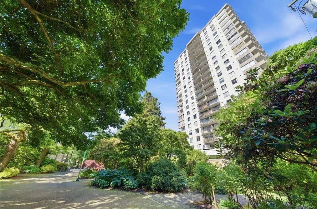802 1251 CARDERO STREET, Vancouver, BC — Residential for Sale - Photo 2
