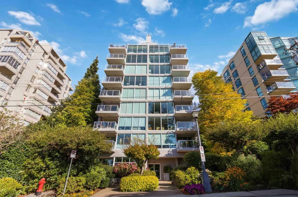 802 1455 DUCHESS AVENUE, West Vancouver, BC — Residential for Sale - Main Photo