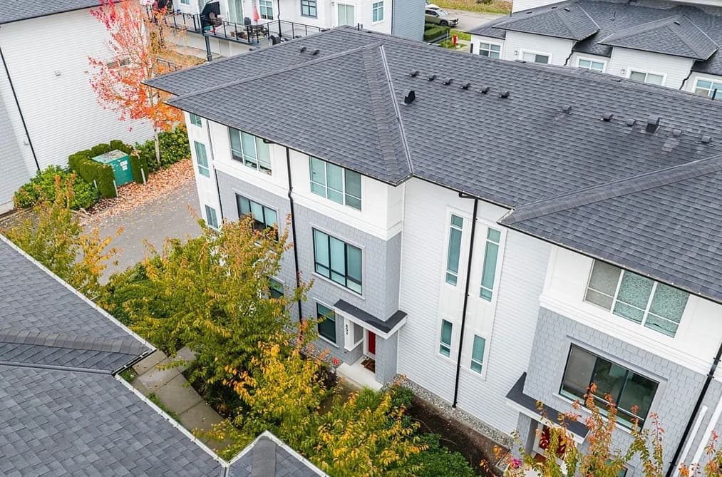 802-18505 Laurensen Place, Surrey, BC - Townhouse for Sale - Photo 2 of 39 802-18505 Laurensen Place, Surrey, BC - Townhouse for Sale - Photo 2 of 39