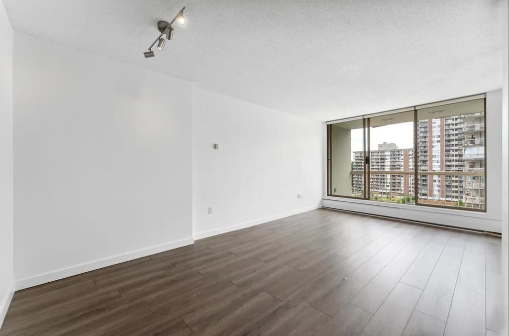 802 2008 FULLERTON AVENUE, North Vancouver, BC — Residential for Sale - Photo 2