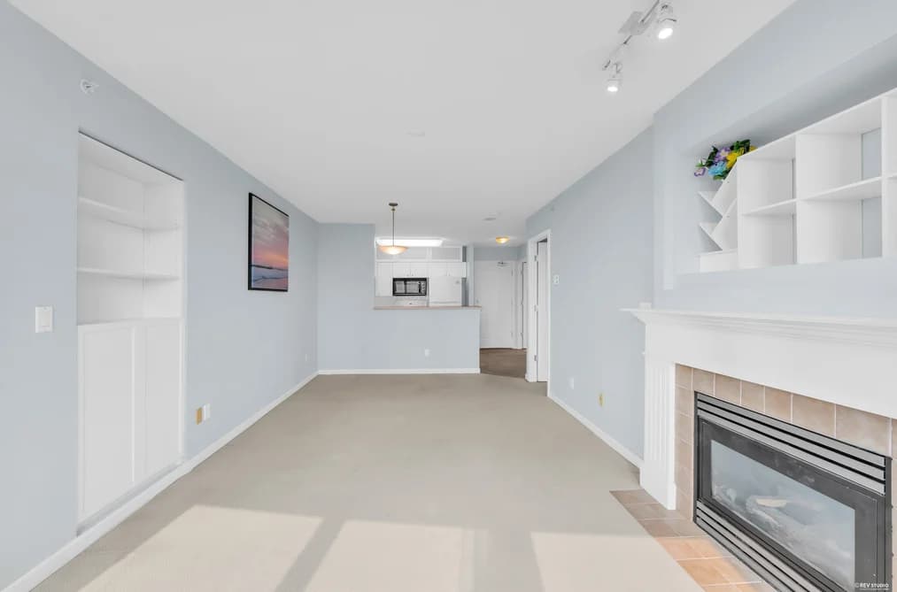 802 6611 SOUTHOAKS CRESCENT, Burnaby, BC — Residential for Sale - Photo 2