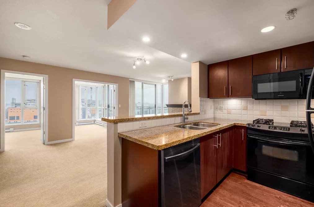803 120 MILROSS AVENUE, Vancouver, BC — Residential for Sale - Main Photo
