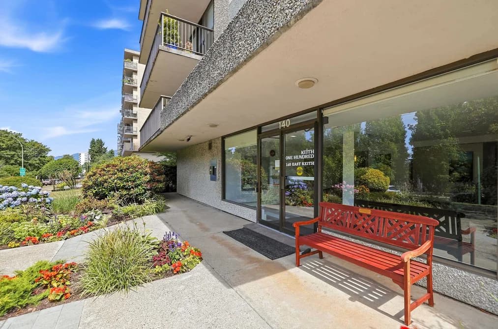 803 140 E KEITH ROAD, North Vancouver, BC — Residential for Sale - Photo 2