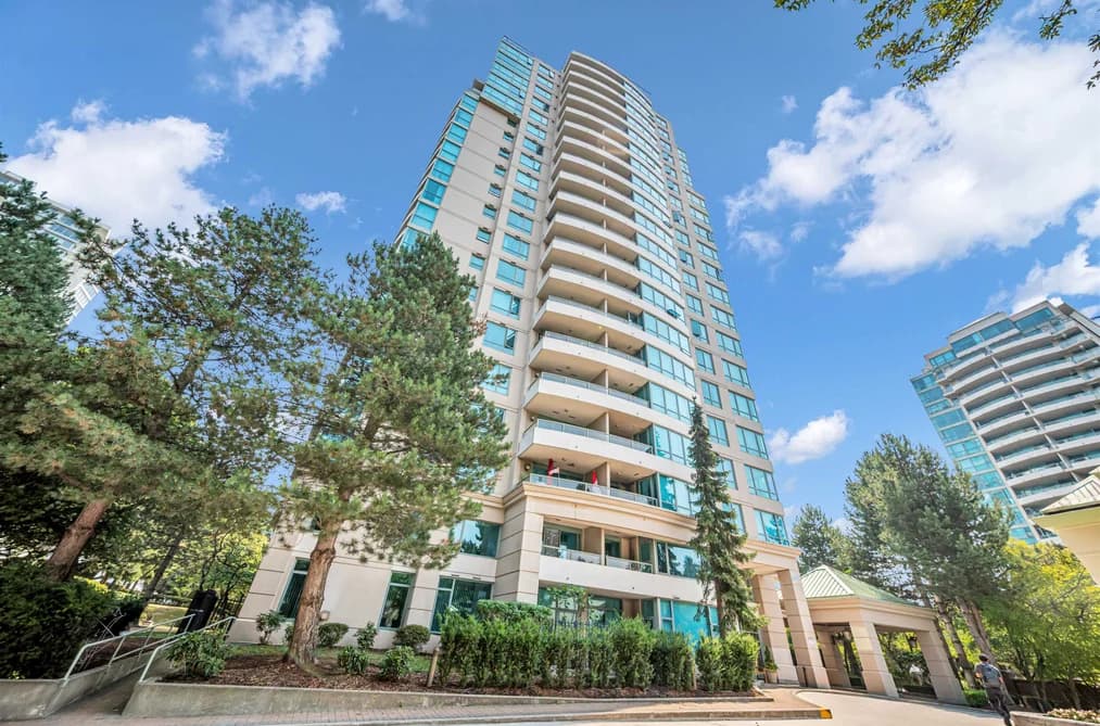 803 6611 SOUTHOAKS CRESCENT, Burnaby, BC — Residential for Sale - Main Photo