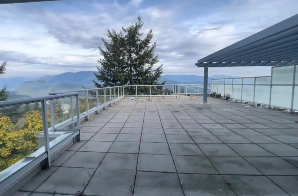 803 9262 UNIVERSITY CRESCENT, Burnaby, BC — Residential for Sale - Main Photo