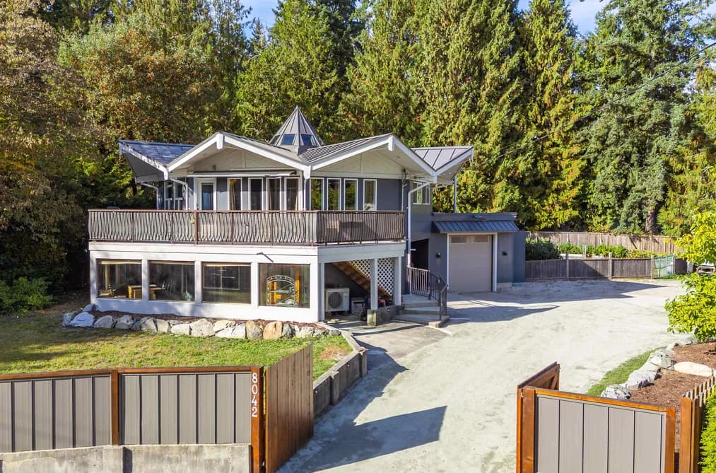 8042 DOGWOOD DRIVE, Halfmoon Bay, BC — Residential for Sale - Main Photo