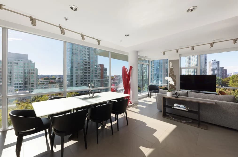 805 1455 HOWE STREET, Vancouver, BC — Residential for Sale - Photo 2