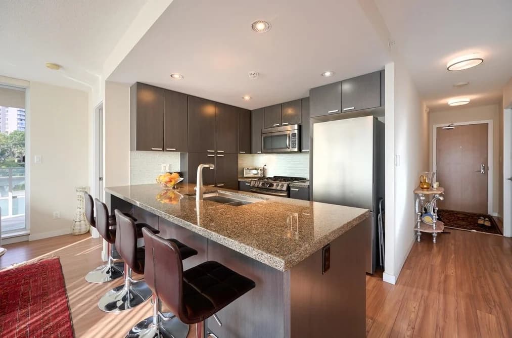 805 2232 DOUGLAS ROAD, Burnaby, BC — Residential for Sale - Photo 2