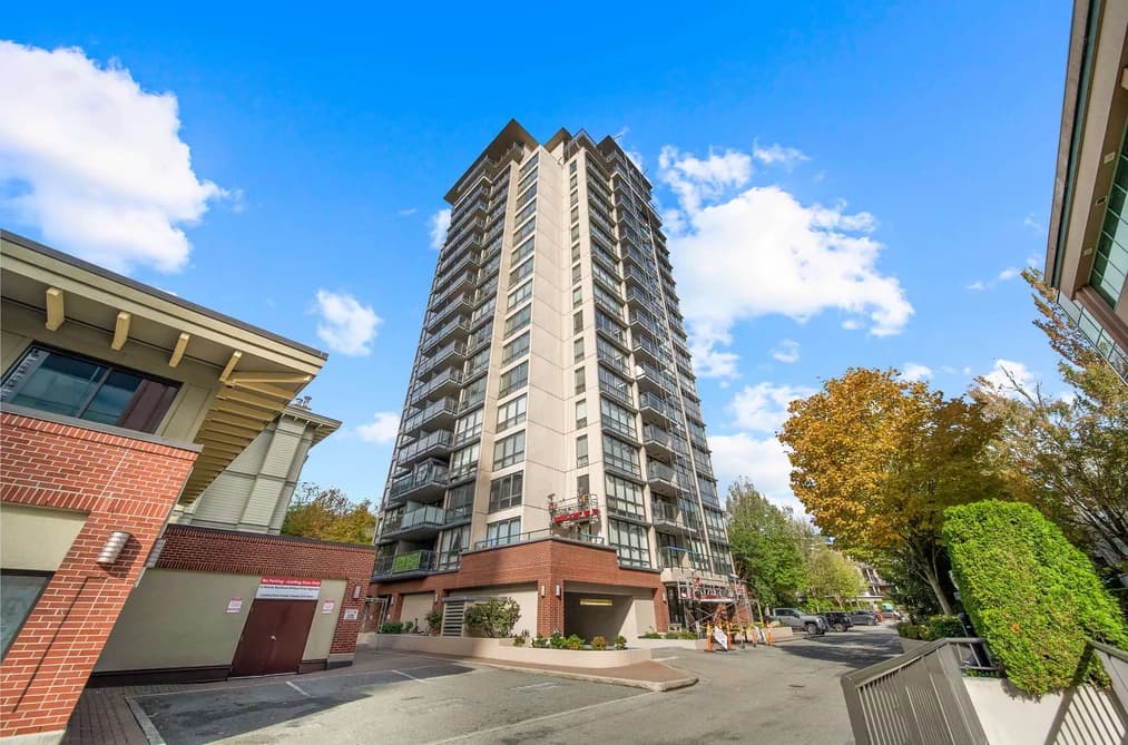 805 2959 GLEN DRIVE, Coquitlam, BC — Residential for Sale - Photo 2